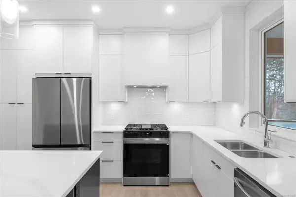 Campbell River, BC V9W 0B3,1580 GLEN EAGLE Dr #21