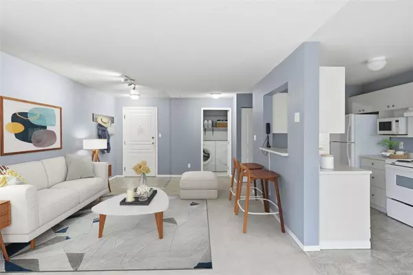 Saanich, BC V8X 2W6,894 Vernon Ave #306