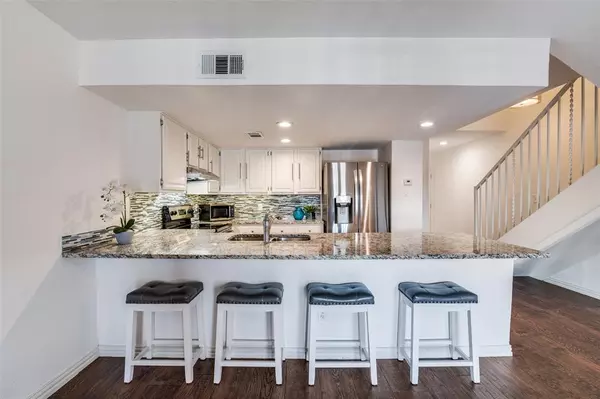 Rockwall, TX 75032,438 Yacht Club Drive #F