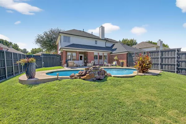 Lewisville, TX 75077,709 Summit Ridge