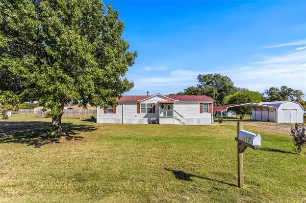 Southmayd, TX 75092,112 Pine Ridge Circle