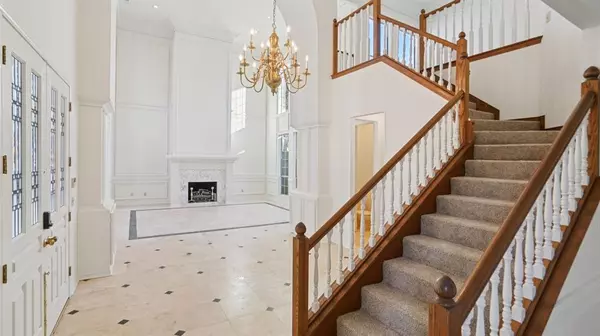 Plano, TX 75024,4608 Hallmark Drive