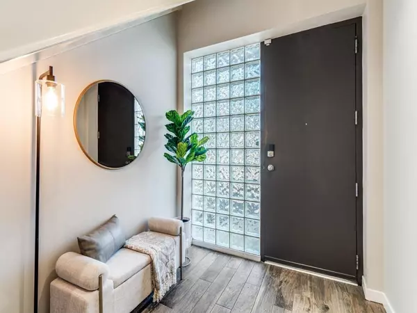 Dallas, TX 75204,3352 Miro Place