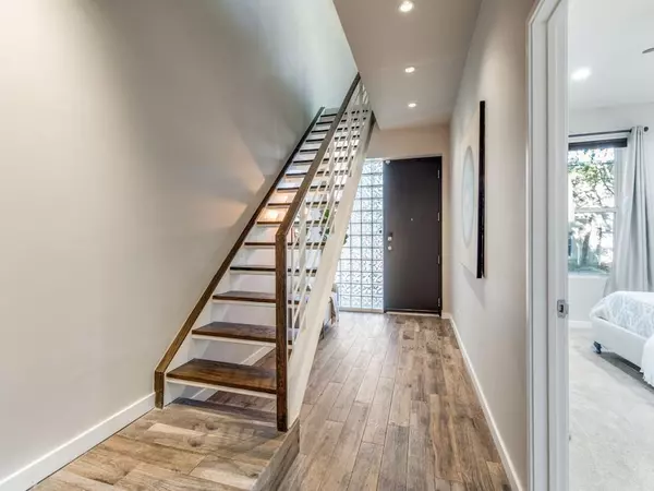 Dallas, TX 75204,3352 Miro Place