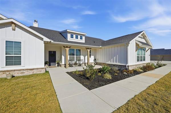 Rhome, TX 76078,116 Oak Grove Drive