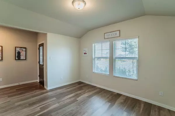 Fort Worth, TX 76179,6337 Copperhead Drive