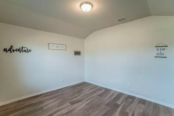 Fort Worth, TX 76179,6337 Copperhead Drive