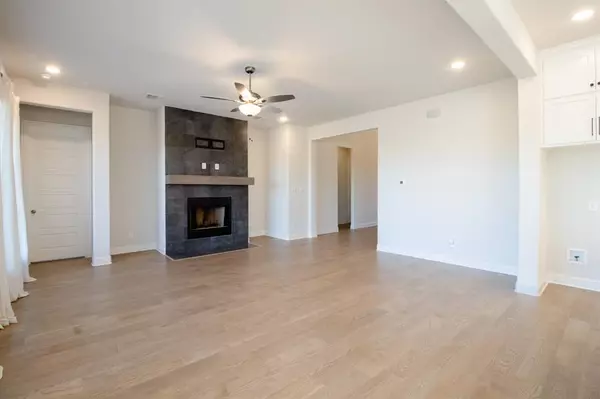 Mansfield, TX 76063,1624 Banded Ledge Drive