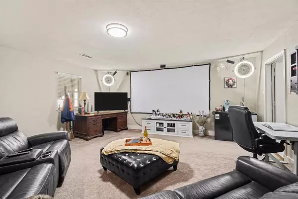 Gunter, TX 75058,2474 Mcconnell Road