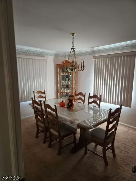 Totowa Boro, NJ 07512,95 Elizabeth Pl