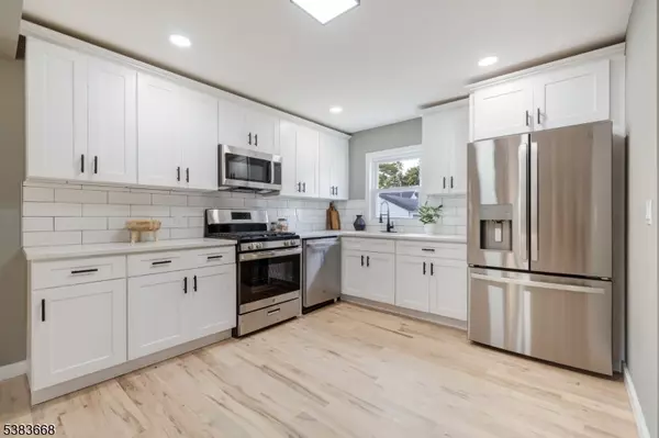 Rahway City, NJ 07065,1126 Stone St