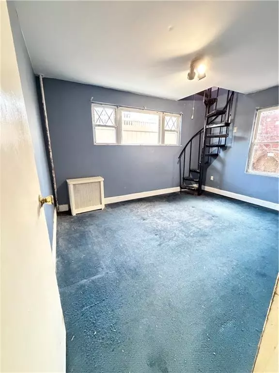 Brooklyn, NY 11235,2736 Haring ST