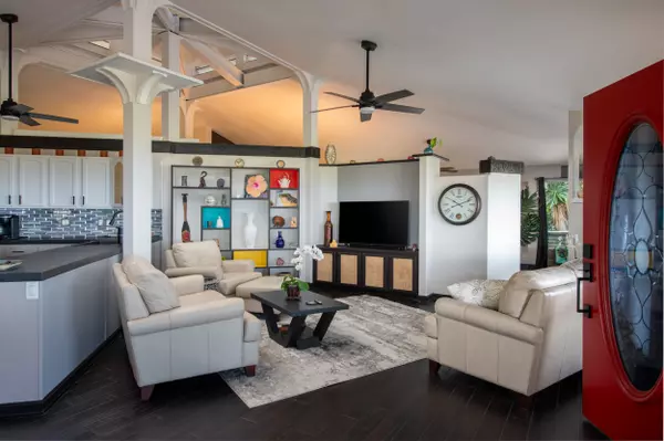 Kailua-kona, HI 96740,73-1238 KAIMINANI DR