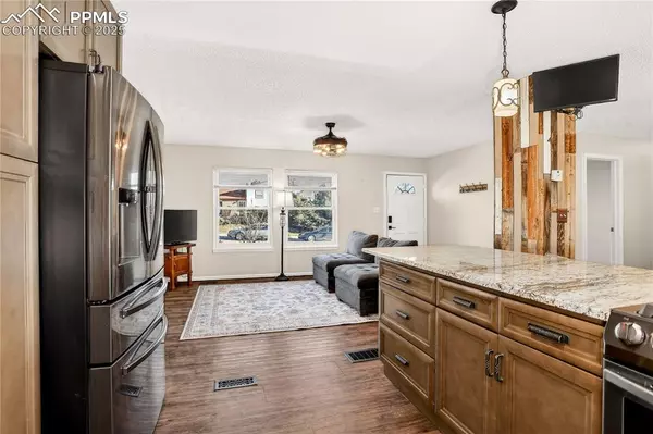 Colorado Springs, CO 80918,6520 Ashcroft DR