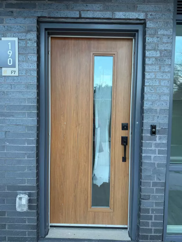 Toronto C13, ON M3A 0B5,65 Curlew DR #190