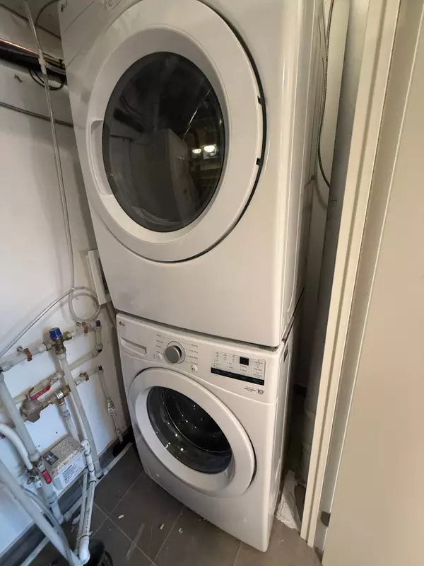 Toronto C13, ON M3A 0B5,65 Curlew DR #190