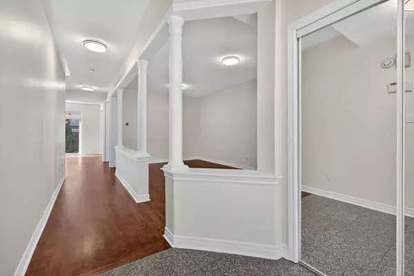 Vaughan, ON L4H 3E1,94 Destino CRES