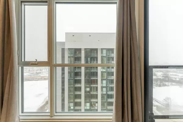 Oakville, ON L6H 8C5,3079 Trafalgar RD #1511