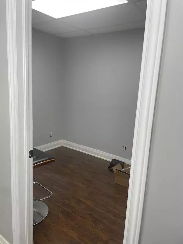 Brampton, ON L6S 5M9,2500 Williams Pkwy E #12