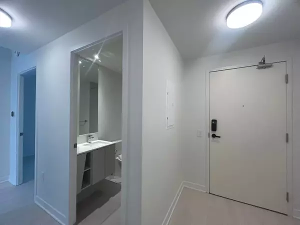 Mississauga, ON L5B 0M3,3900 Confederation Pkwy #1903