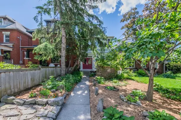 138 Bayswater AVE, West Centre Town, ON K1Y 2G1