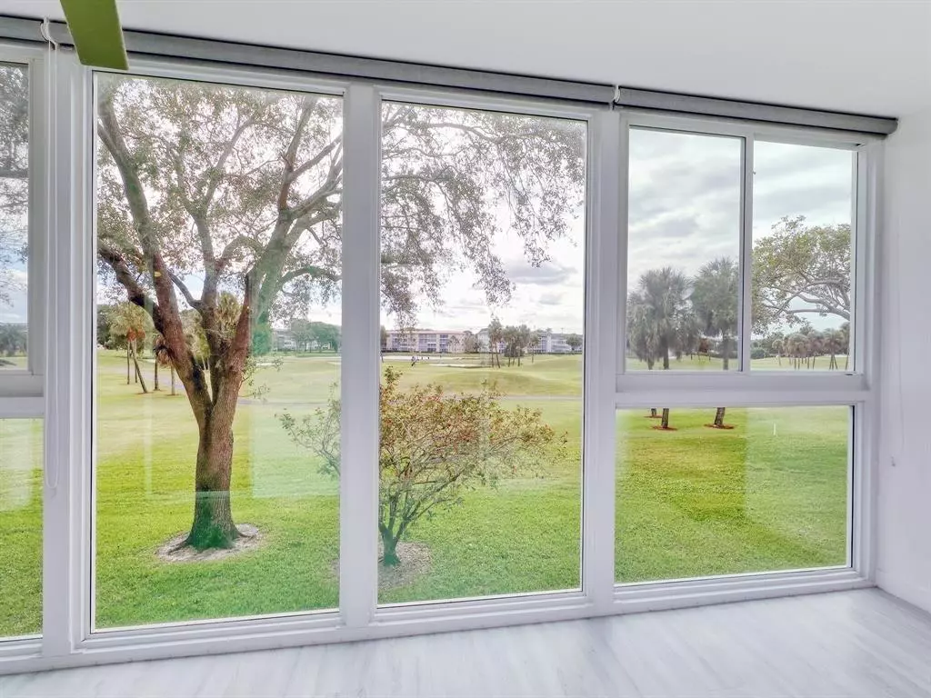 Coconut Creek, FL 33066,3004 Portofino Isle #B2