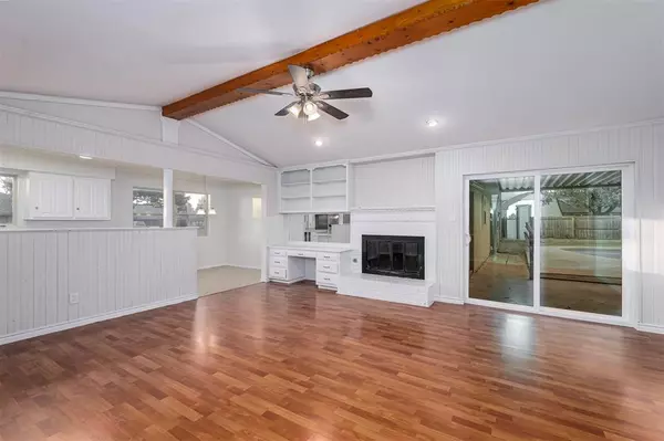 Arlington, TX 76015,1307 Glassboro Circle