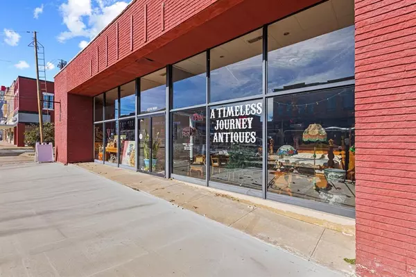 Denison, TX 75020,431 W Main Street