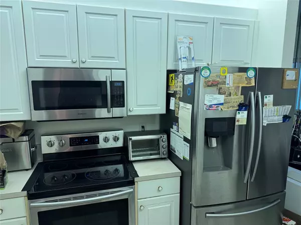 Fort Lauderdale, FL 33321,7755 Yardley Dr #104