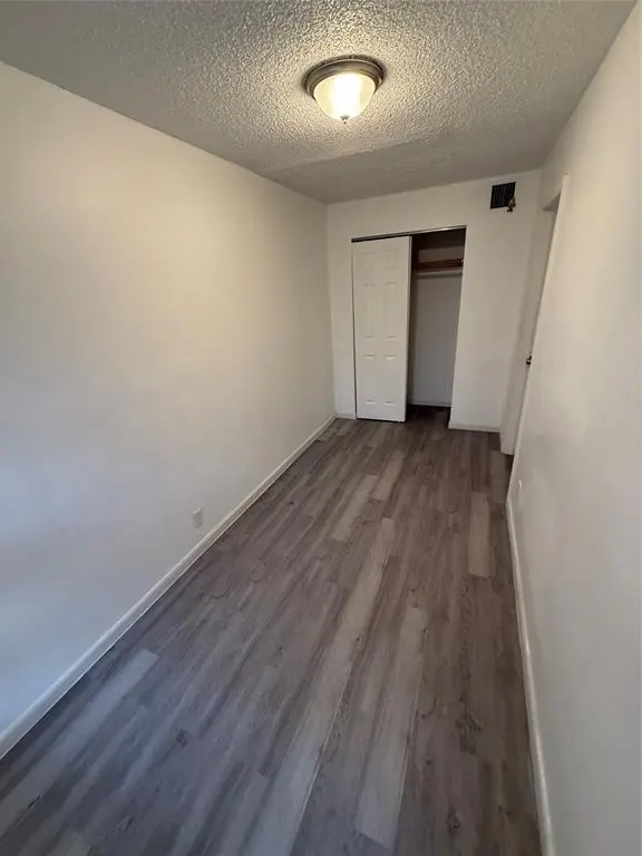 Pembroke Pines, FL 33023,6840 Pembroke Road #110