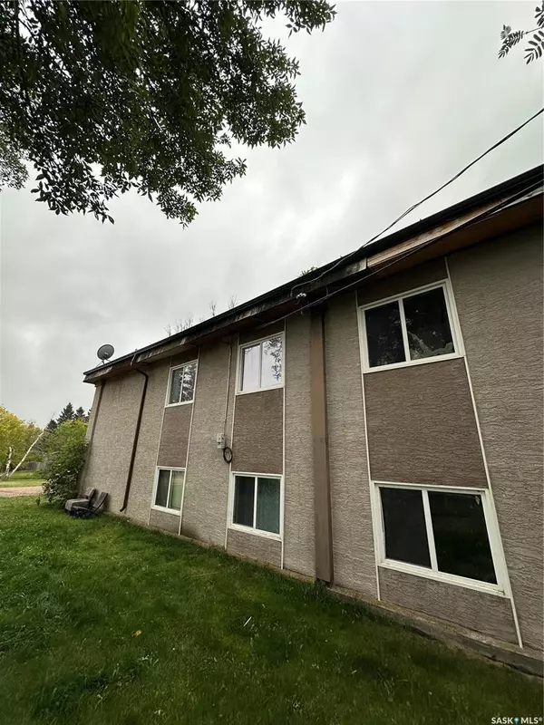 St. Walburg, SK S0M 0E2,113 3rd STREET E