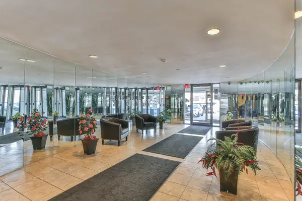 London North, ON N6H 4Z1,570 Proudfoot LN #309