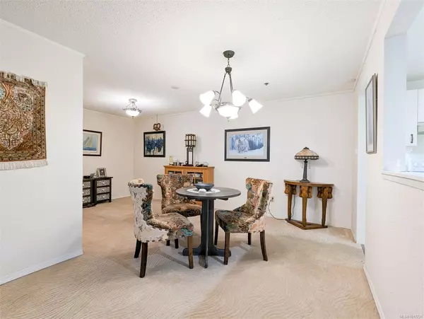 Victoria, BC V8T 5B8,1560 Hillside Ave #309