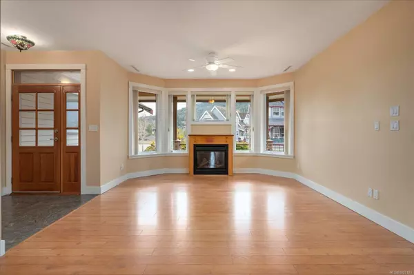 Ladysmith, BC V9G 1T6,310 Holland Creek Pl