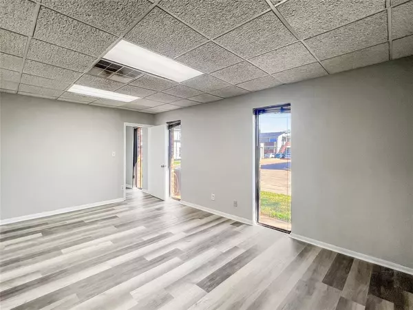 Wichita Falls, TX 76308,4722 Taft Boulevard #Suites 1-4 combined