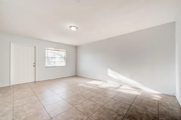 Fort Pierce, FL 34950,2019 Oleander Blvd #B