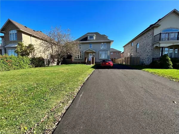 Hamilton, ON L8E 5T4,526 Fifty RD