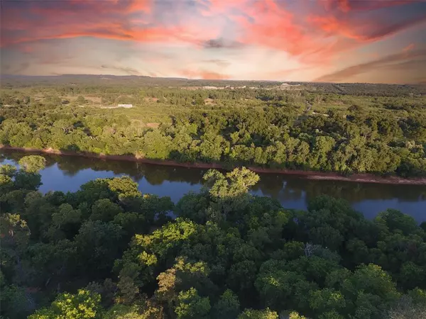 Granbury, TX 76049,9710 Bellechase Road