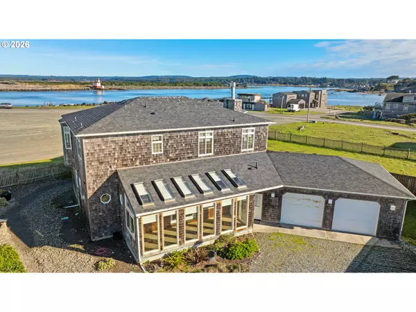 Bandon, OR 97411,323 MADISON AVE