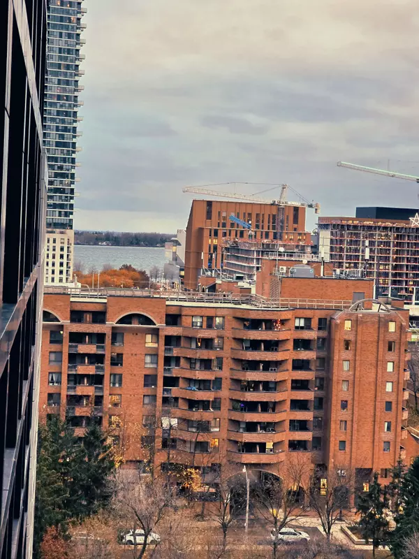 Toronto C08, ON M5A 0X6,70 Princess ST #1034