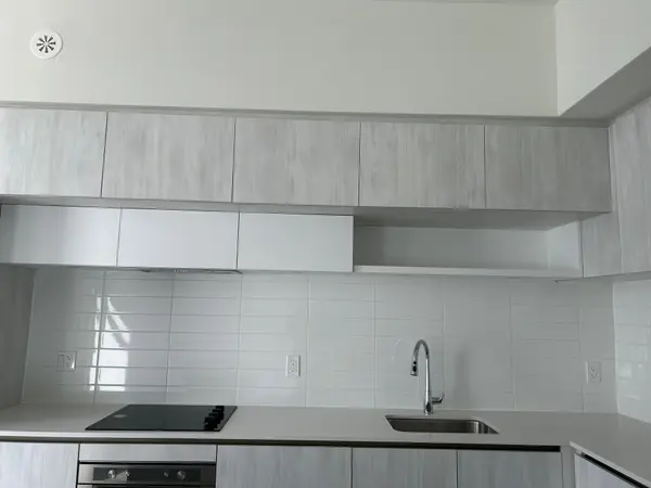 Richmond Hill, ON L4S 0N1,6 Steckley House LN #TH302