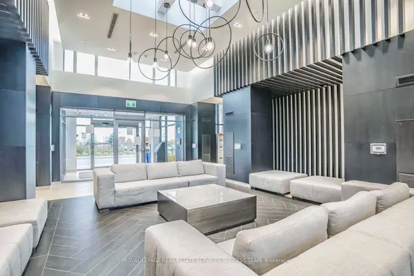 Mississauga, ON L5M 2E5,4699 Glen Erin DR #703