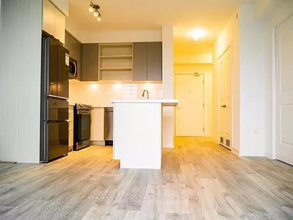 Mississauga, ON L5M 2E5,4699 Glen Erin DR #703