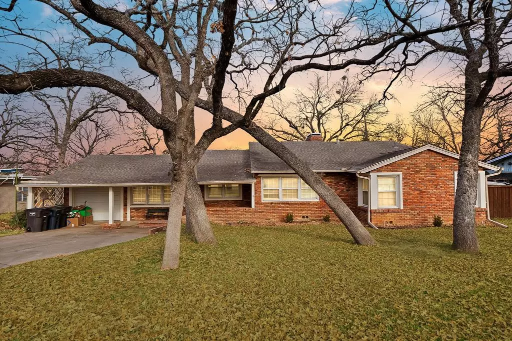 Fort Worth, TX 76112,5705 Blueridge Drive