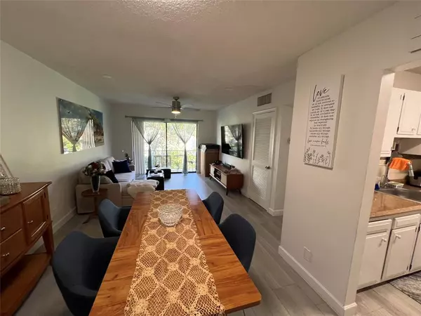 Boca Raton, FL 33486,825 NW 13TH #207