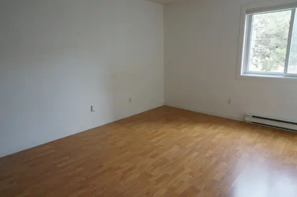 Hunt Club - South Keys And Area, ON K1T 2P4,316 Lorry Greenberg DR #217