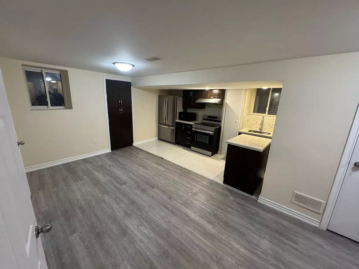 Whitby, ON L1R 0N2,101 Bridlewood BLVD #Basement