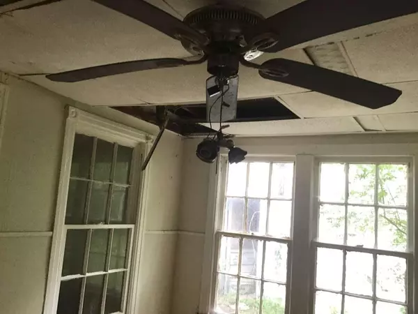 Shreveport, LA 71101,1847 Cook Street