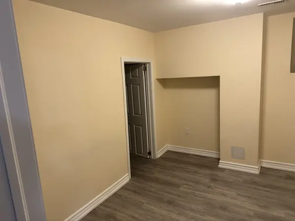 Whitby, ON L1R 0N2,101 Bridlewood BLVD #Basement