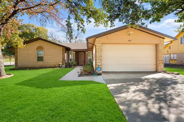 702 Via Del Rey, Mesquite, TX 75150